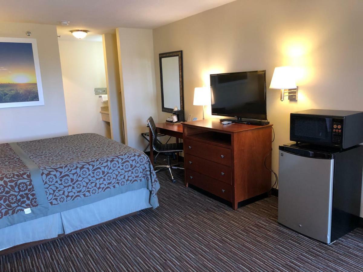 Days Inn By Wyndham Rio Rancho Exterior foto